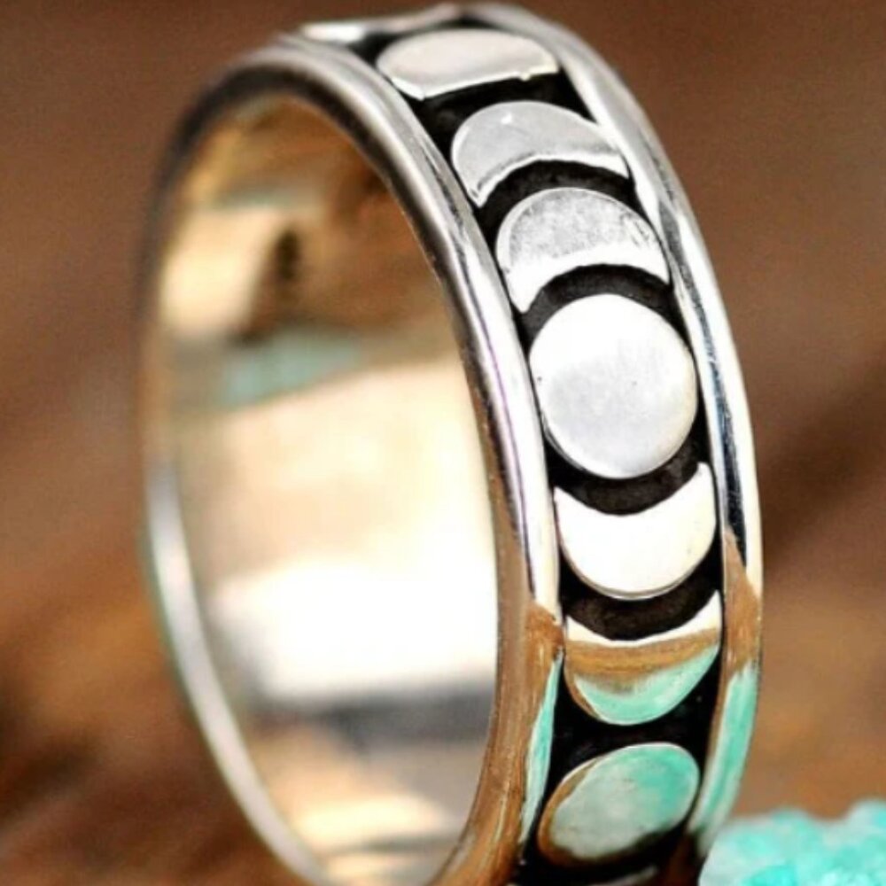 Boho-Magic - Moon Phase Spinner Ring - image 6